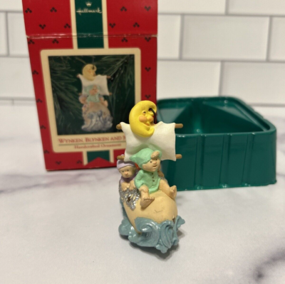 Vintage 1986 Hallmark Keepsake Ornament - Wynken, Blynken And Nod