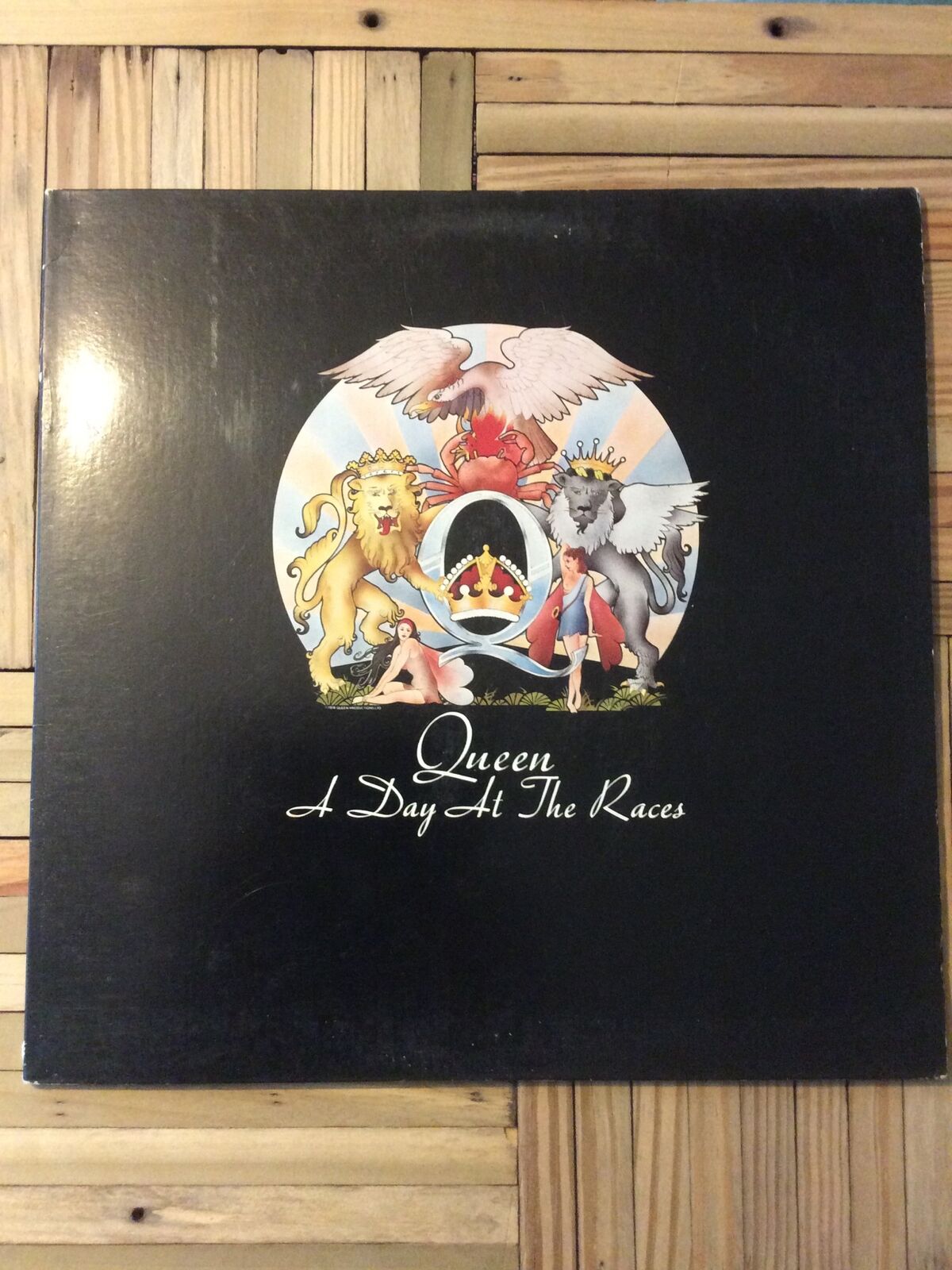 Queen A Day At The Races LP