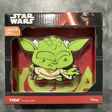 Star Wars Yoda 3D Deco Mini-Sized LED Wall Light