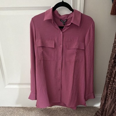 Express Pink Collared Button-Up Long Sleeve Women's Shirt with Pockets