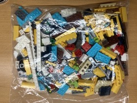 LEGO CREATOR: Island Adventures (31064) w/ box, manuals, missing a few pieces