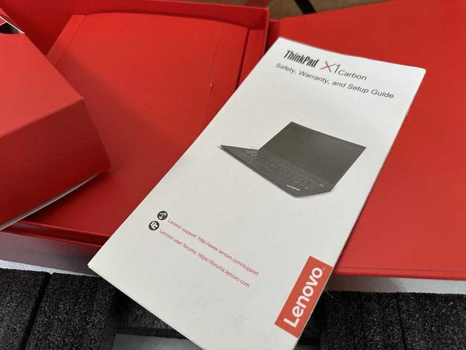 Lenovo ThinkPad X1 Carbon · i7-7500U · 8GB · 1TB, photo 4 of 5