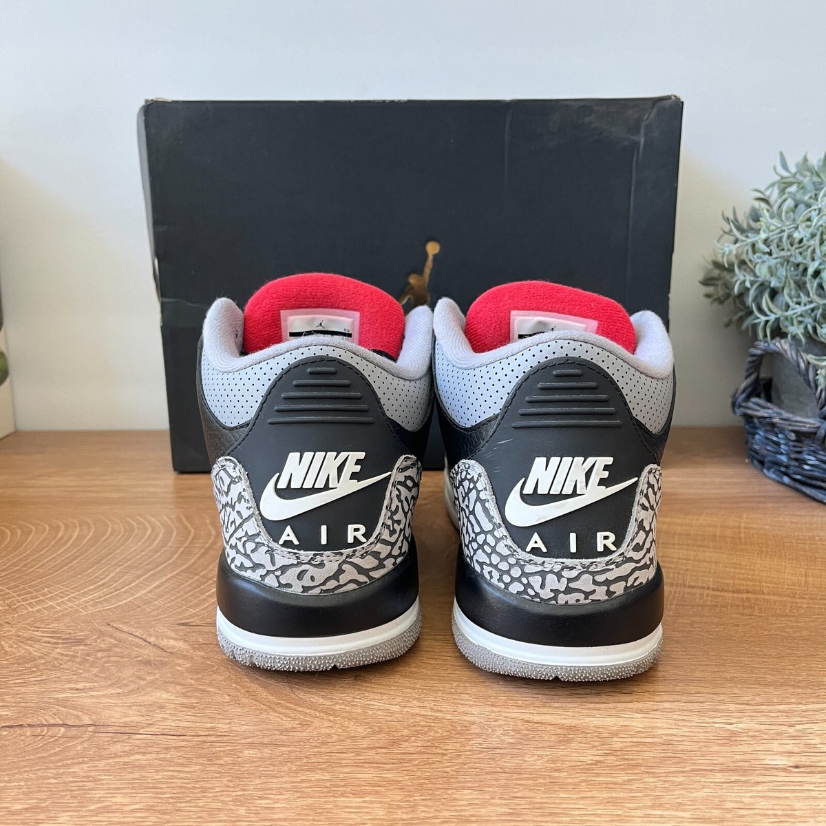 NIKE AIR JORDAN III 3 RETRO OG BG BLACK FIRE RED CEMENT GREY Size 6Y \'854261-001 NIKE AIR JORDAN III 3 RETRO OG BG BLACK FIRE RED CEMENT GREY  main image 4
