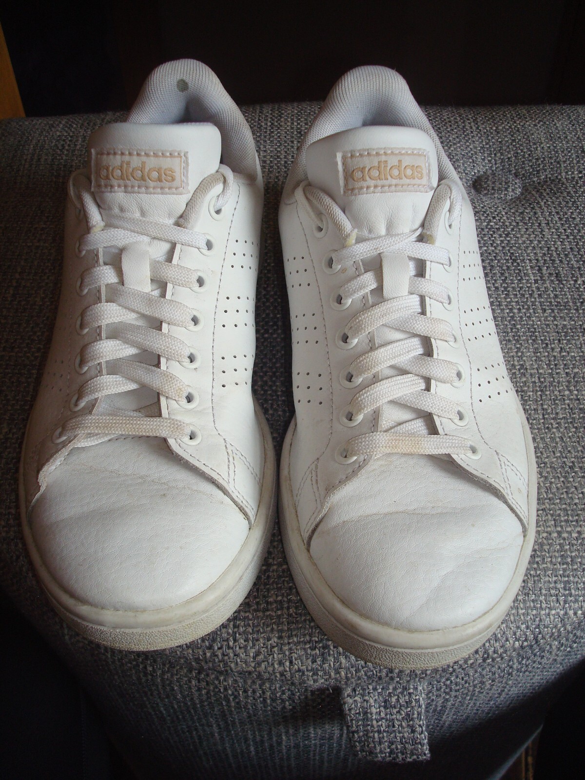 Women's Adidas White Copper Advantage Tennis Sneakers Trainers UK Size
