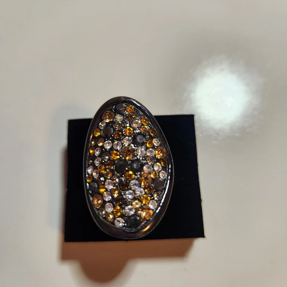 Anillo Lia Sophia Wishing Well Hematita Tono Plata Cristales Multicolores Talla 7 Foto 2 de 4