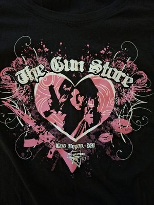 Las Vegas The Gun Store Vintage 2011 Juniors T-shirt Size XL Black and Pink