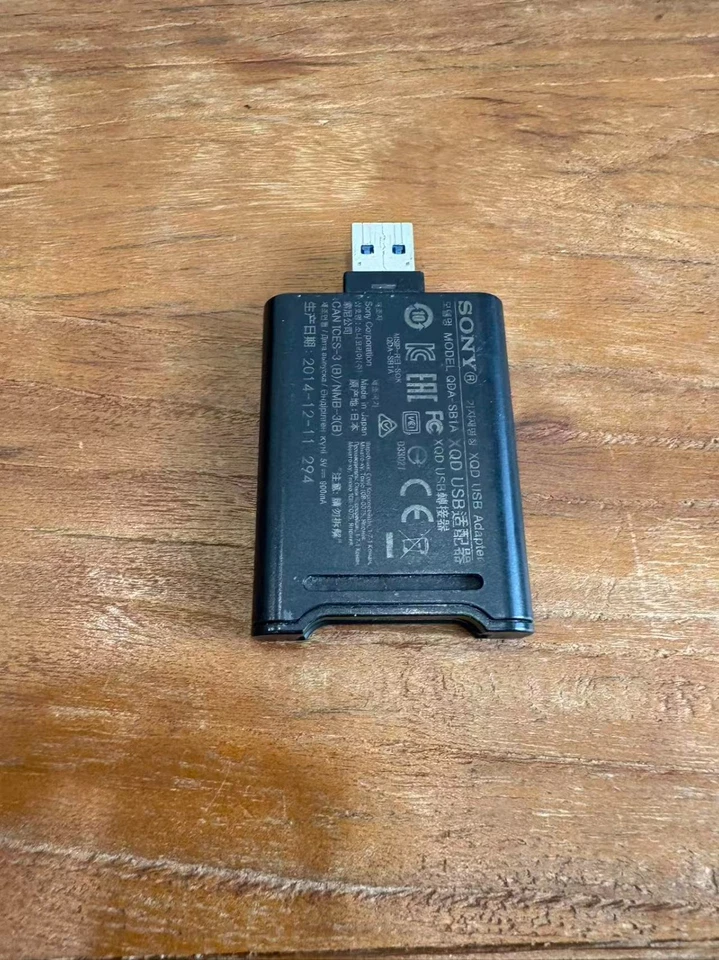 Sony 120GB XQD Memory Card 400MB/s* 2pc+QDA-SB1 adaptor*1   Pre Owned - Image 3 of 3