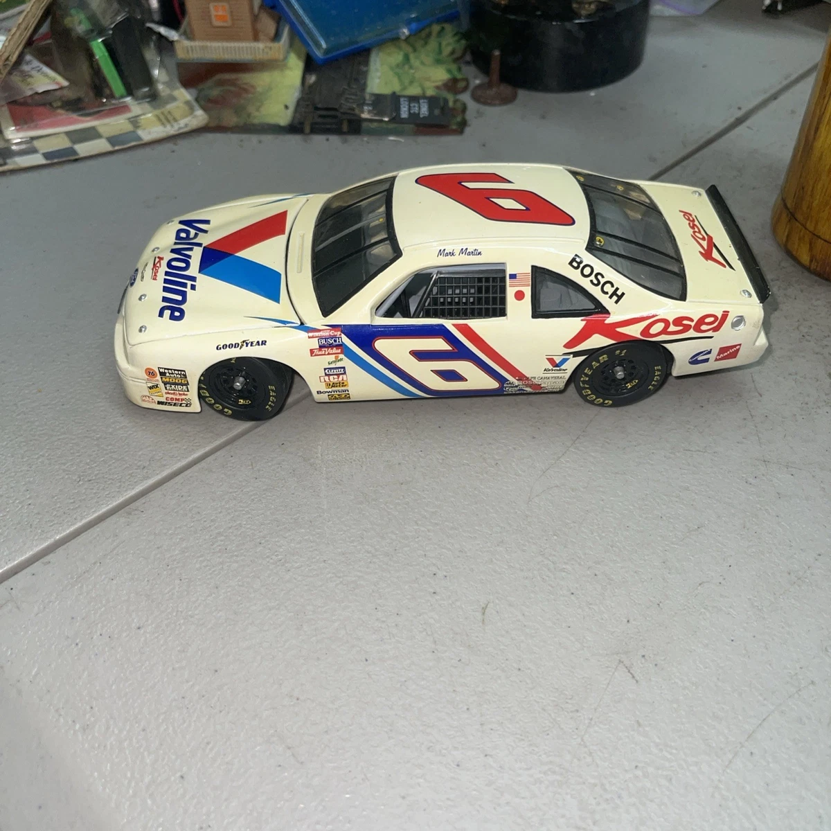 RACING CHAMPION1996NASCAR ミニカー シルバー Racing Champions Diecast Racing Cars 1:24 1997 Vehicle Year for