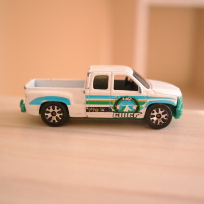 2002 CHEVROLET SILVERADO '99 MATCHBOX DIECAST CAR TOY | eBay