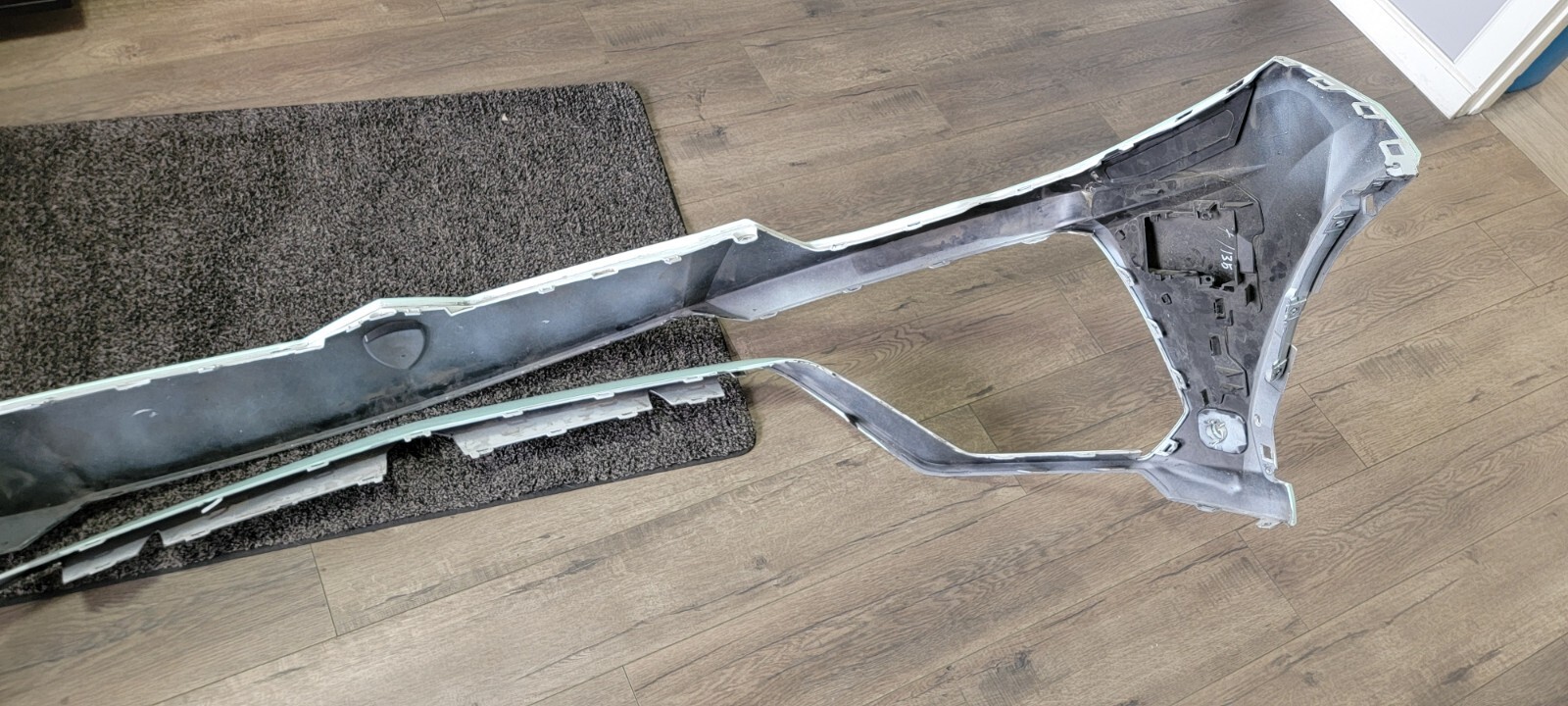 LAMBORGHINI URUS FRONT BUMPER UPPER COVER OEM 4ML807437 