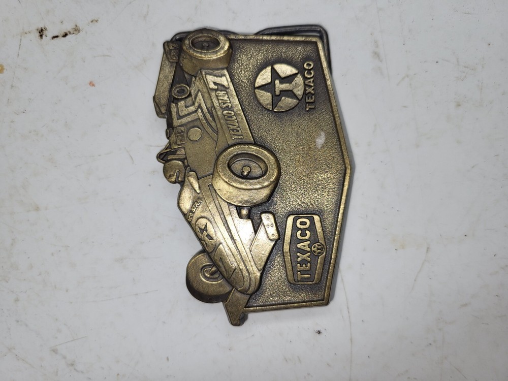 VINTAGE TEXACO #7 RACE CAR BELT BUCKLE RJ ROBERTS USED 101924-33