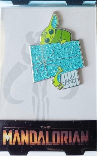 Enamel Pin Toothless-sktch top-dagger top-stein top-poison top-shield d20 - Picture 21 of 21