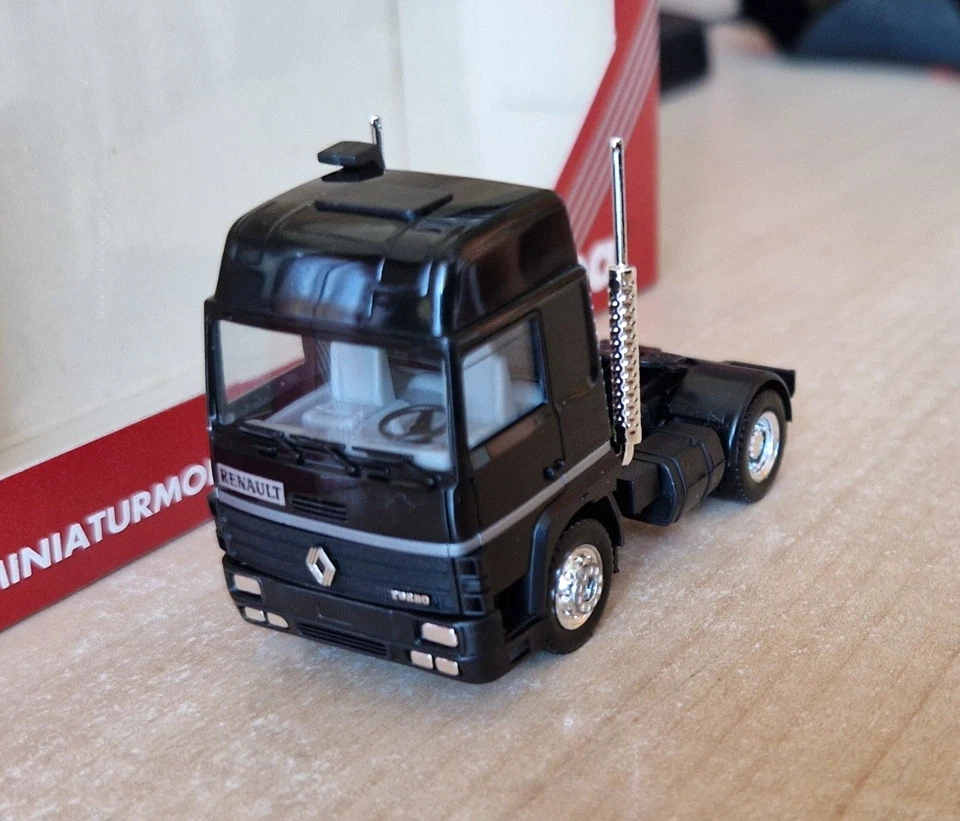 Herpa RENAULT R Turbo trattore stradale nero 1:87 OVP - Immagine 4 di 4