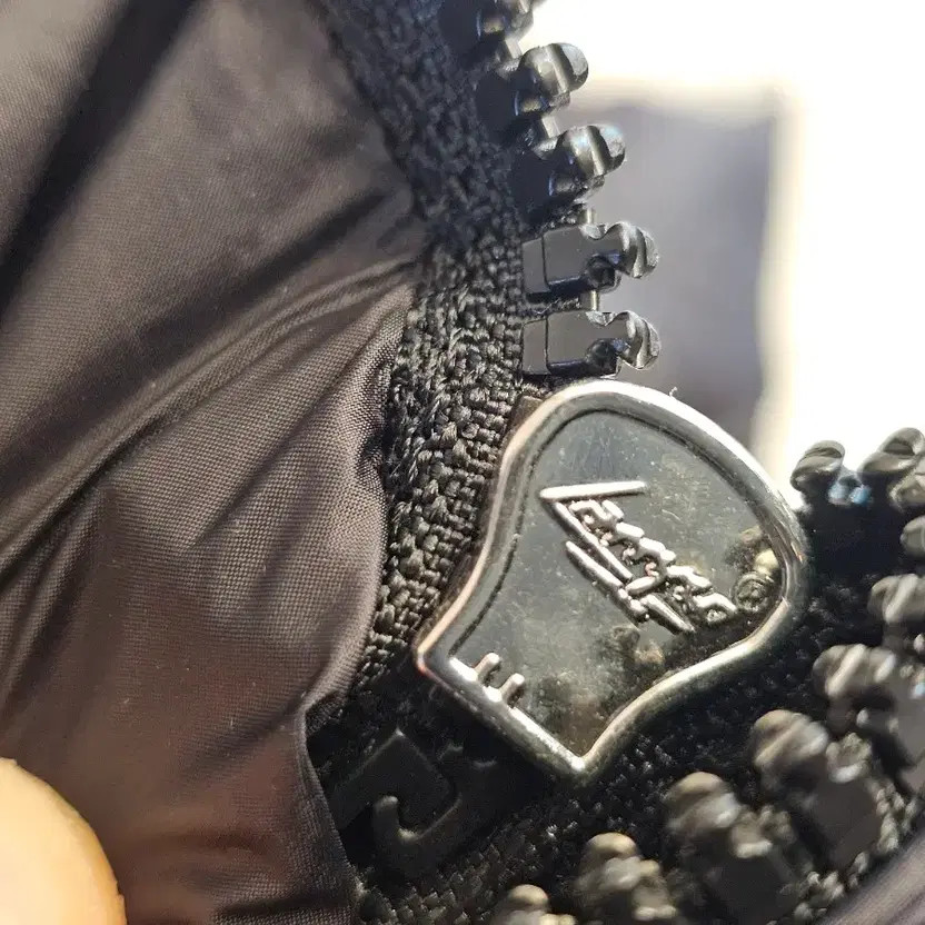 Moncler Barbel Lightweight Long Puffer Jacket Black 55 thumbnail 7