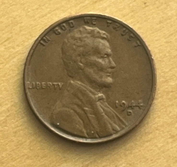 1944 D Wheat Penny, error the letter (L) in Liberty is very close to the rim - Image 2 of 4