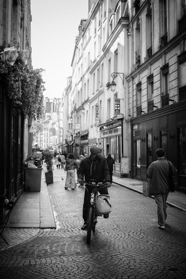 Fine Art Photography - 4x6, 8x12, or 13x19 - Paris, France Street Photography