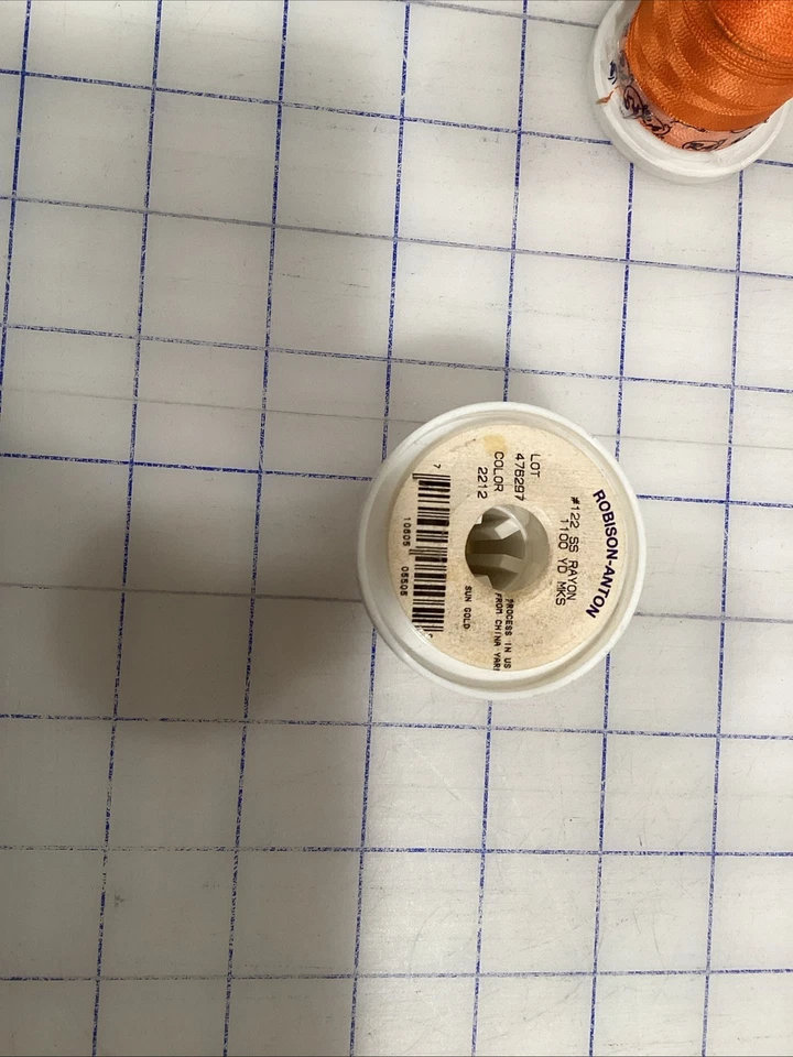 4 Robison-Anton 1100yd Spools Embroidery Rayon Thread, Slighty Used - Image 4 of 4