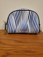 Vera Bradley Cosmetic Bag Blue Pattern Zip Pouch Clean Inside NWOT 