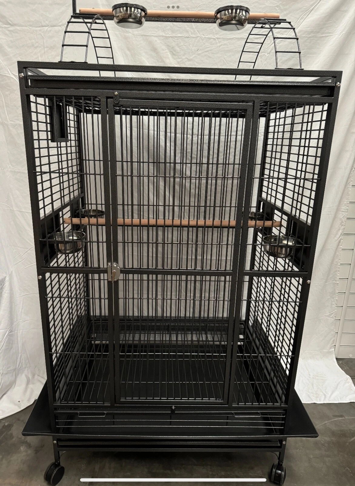 Parrot-Supplies DeSantis Premium Play Top Macaw Parrot Cage - Antique,