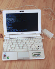 Notebook Asus EeePC transformé en mini serveur Debian Linux à personnaliser