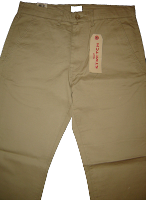 NWT Levi's CHINO jeans 32 x 32 Straight Leg R$70 Style # 18201