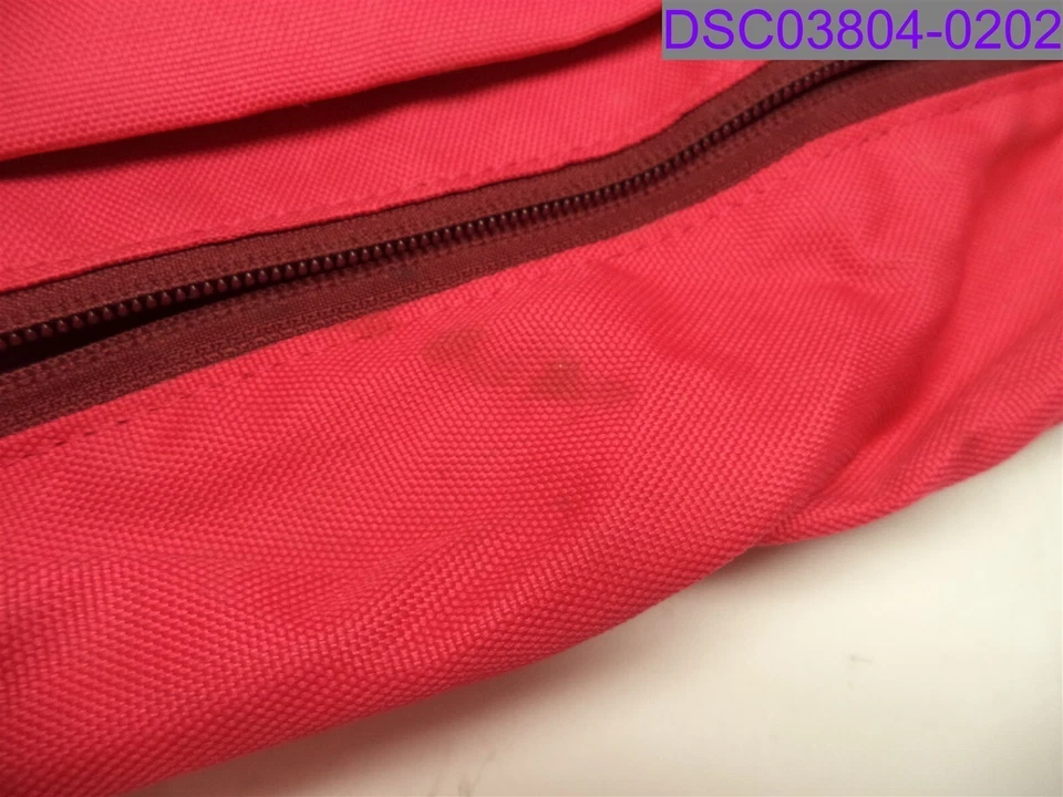 Used Has Stains Quenchua Arpenaz 10 Liter Hiking Backpack Pink P/N 630343 - Image 3 of 4