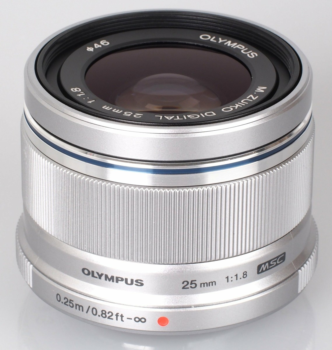 Olympus M. Zuiko 25 mm f/1.8 Lens for Micro Four Thirds - Silver