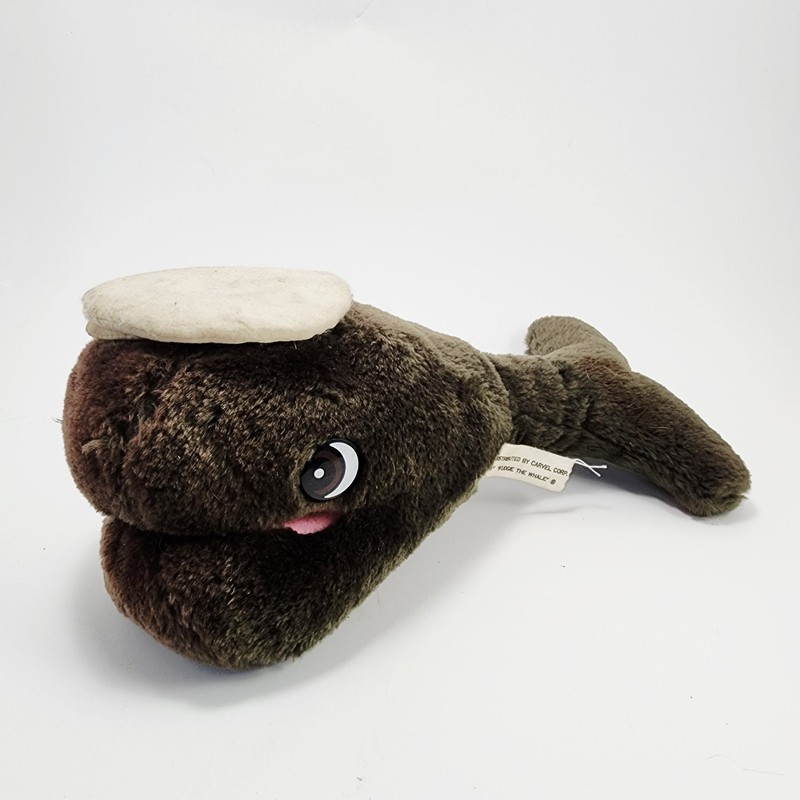 Vintage Fudgie The Whale Carvel Ice Cream Promotional Plush Stuffed Animal Toy