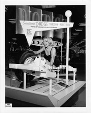 1962 Dodge Torsion-aire Display At The Auto Show Press Photo 0257