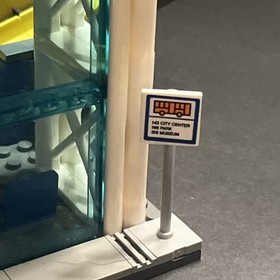 Lego City 60104 Airport Passenger Terminal With Extras - Limo Missing Figures