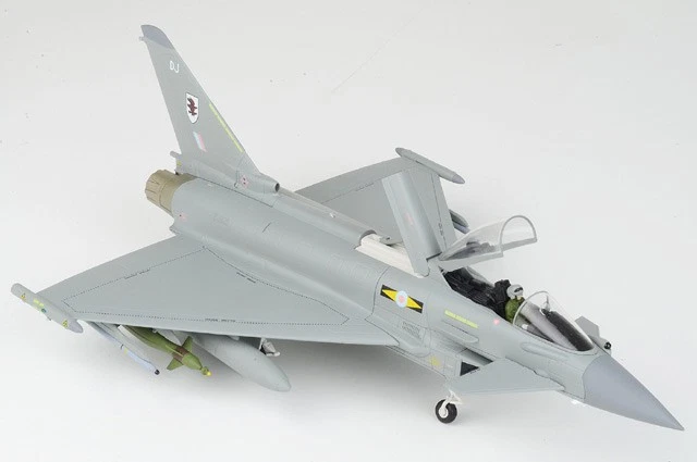 AA29002 Corgi Typhoon FGR.Mk 4 1/48 Model ZJ935 RAF No.11 Sqn - Image 2 of 2