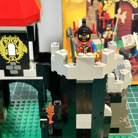 Lego #1906 Majisto's Tower Castle Dragon Knights 1994 - Various Missing Parts