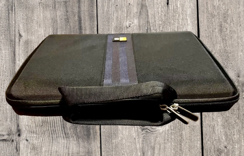 Black Case Logic Sleeve Case for Chromebook, 11.6" Chromebook - 11" MacBook Air - Image 3 of 4