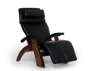 Black Leather PC LIVE PC-610 Human Touch Zero Gravity Perfect Chair Walnut Wood