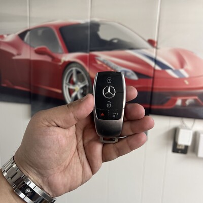 OEM Mercedes Keyless Remote Fob + Oem Key Mercedes Benz NBGDM3