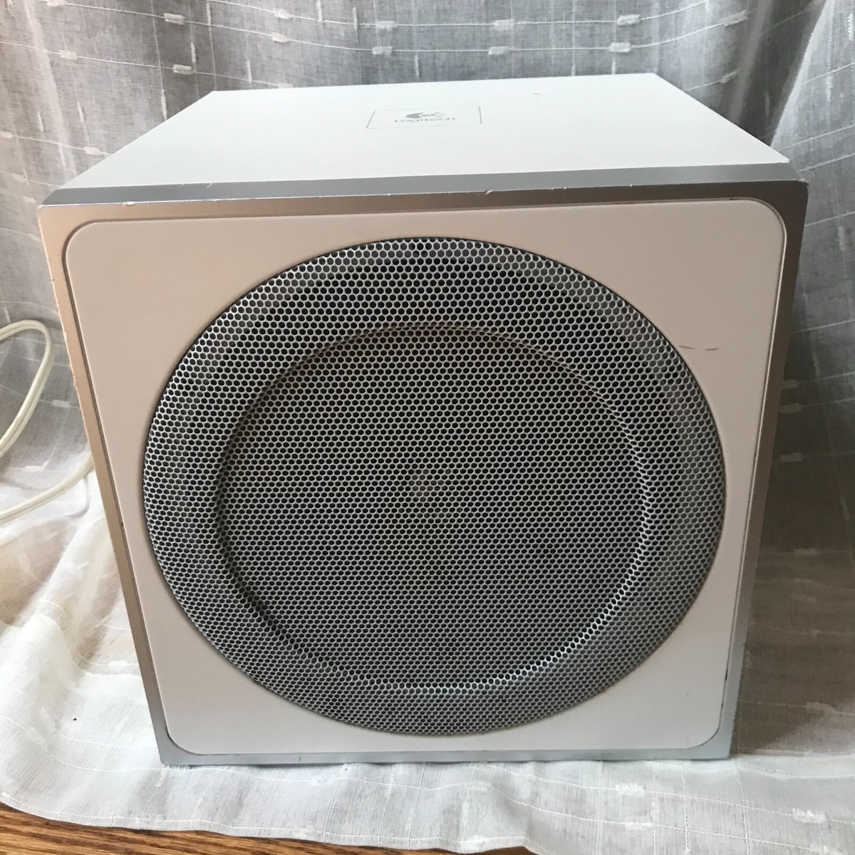 Logitech Z4i Sub-Woofer Speaker Only- White