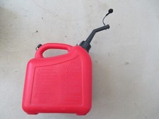 Nice Vintage Chilton 2.12 Gallon Plastic Vented Gas Can gasoline 42232 P20 CP20