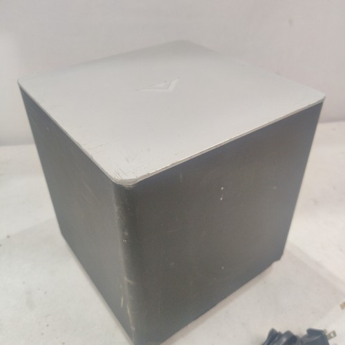 Vizio Sub SB3831-DO 3.1-Channel Wireless SubWoofer Only - Cosmetic Damage - Picture 2 of 7