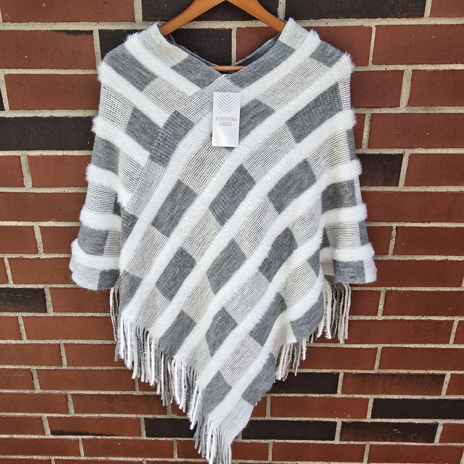 Northern Angel Poncho Sweater Fringe Boho S/M Ivory Cream Gray Plaid Pattern