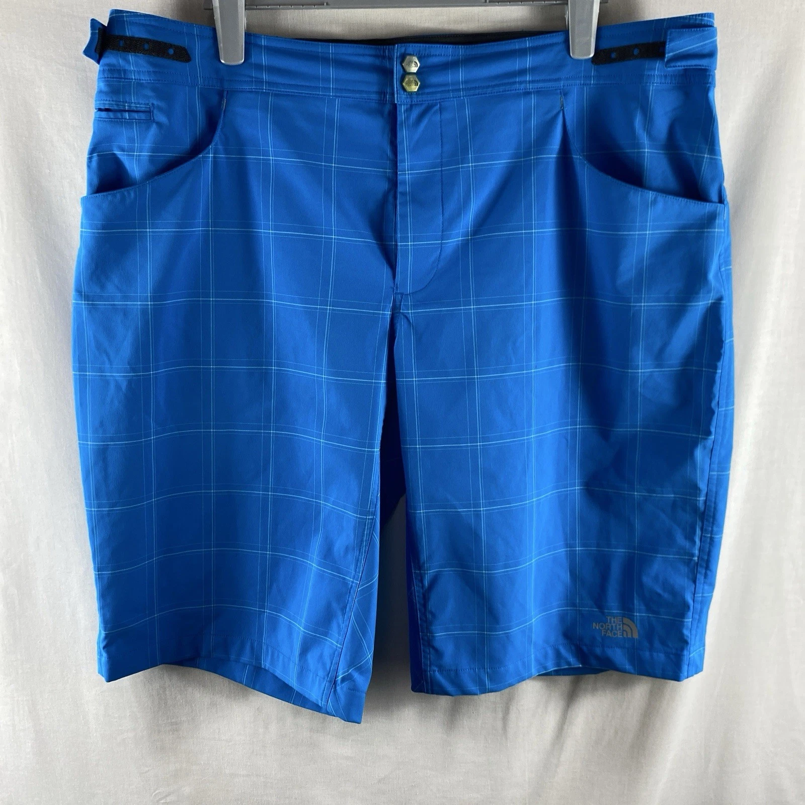 Mens The North Face Plaid Shorts XL Extra Large Stretch Blue Hiking Walking