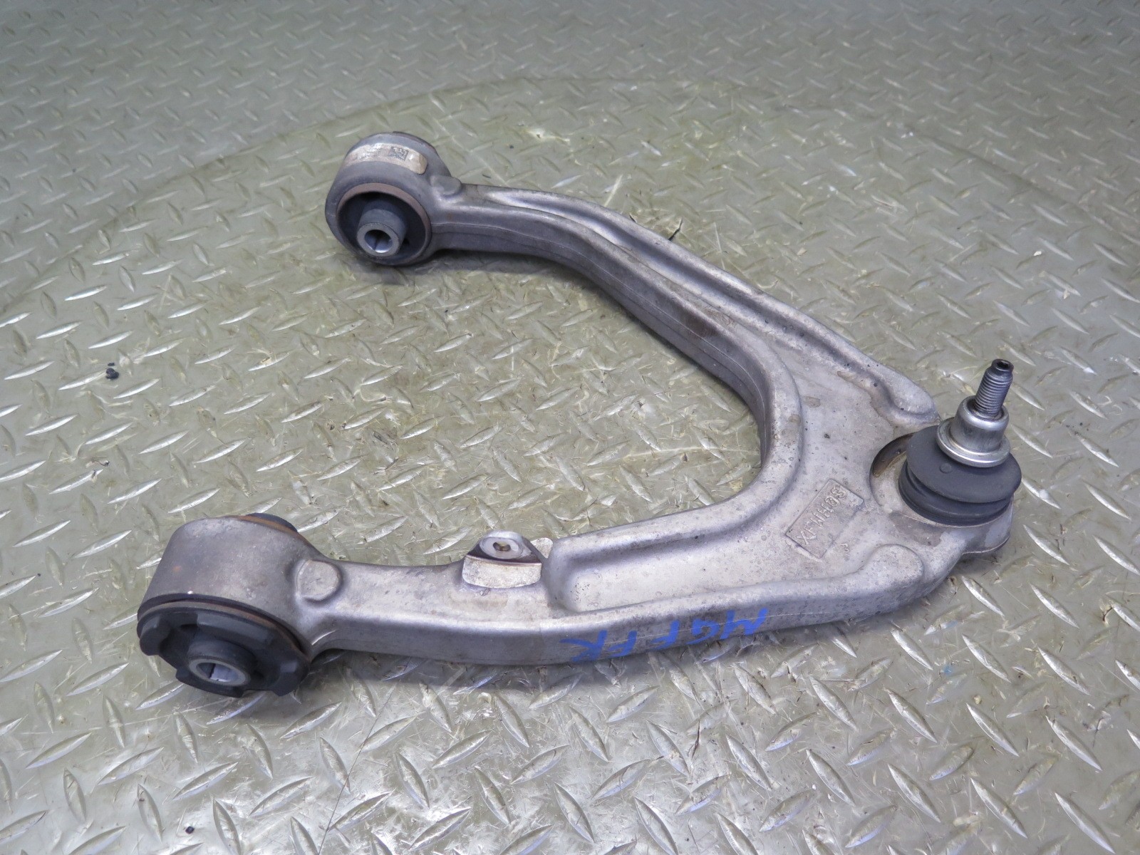 2014-2020 MASERATI GHIBLI M157 FRONT RIGHT SIDE LOWER & UPPER CONTROL ARM SET