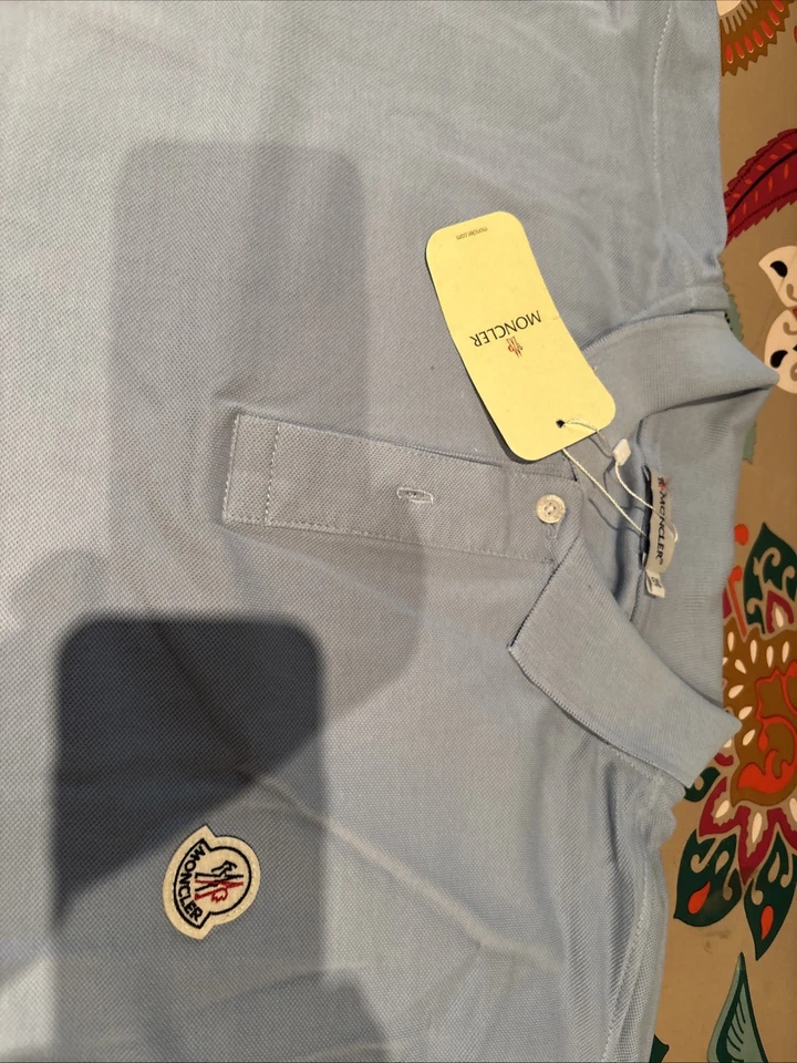 Polo Moncler Bleu Ciel Neuf Avec Étiquette D’origine - Photo 3/4