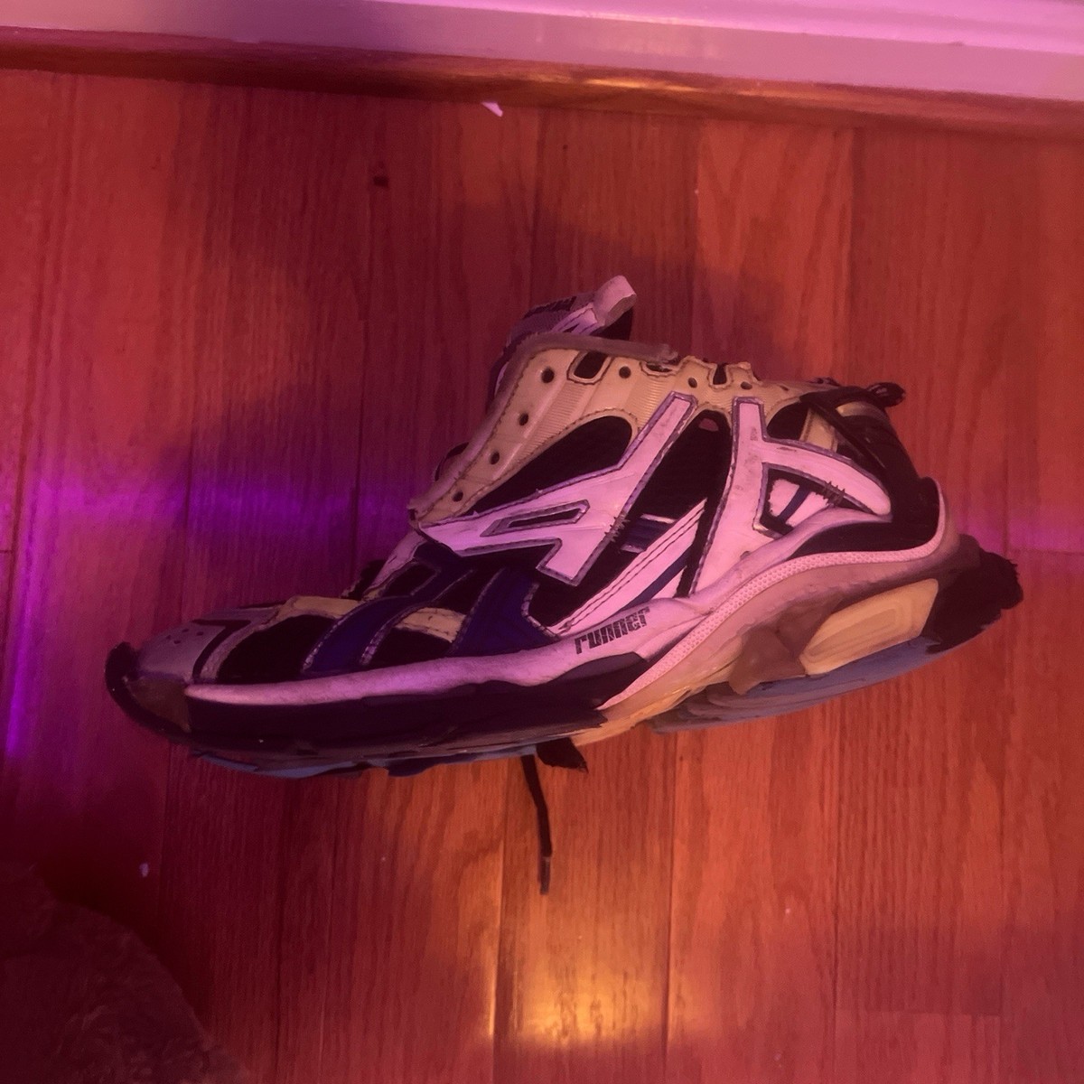 Balenciaga Runners *used* Balenciaga Used Sneakers Balenciaga Sneakers Balenciaga  main image 3