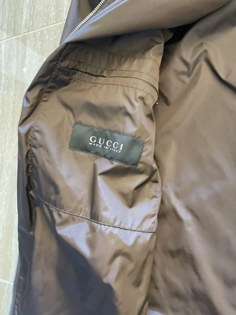 Giacca a vento Gucci nylon uomo taglia 44 leggera impermeabile ottima