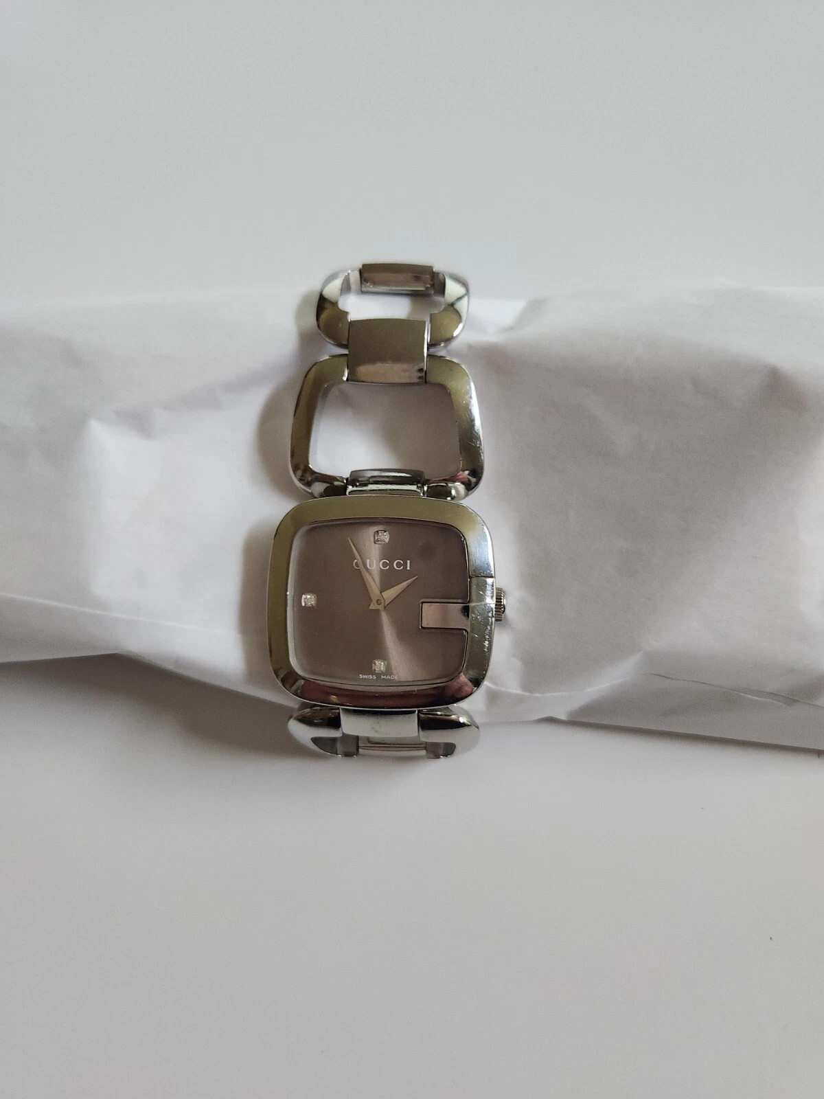 Gucci G Gucci 32 mm acier inoxydable ton argent   7 pouces   Pas de boîte