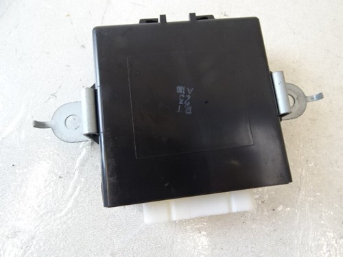 Módulo Lexus LX470, relé antena 85914-60070 - Imagen 2 de 2