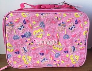 smiggle square lunchbox