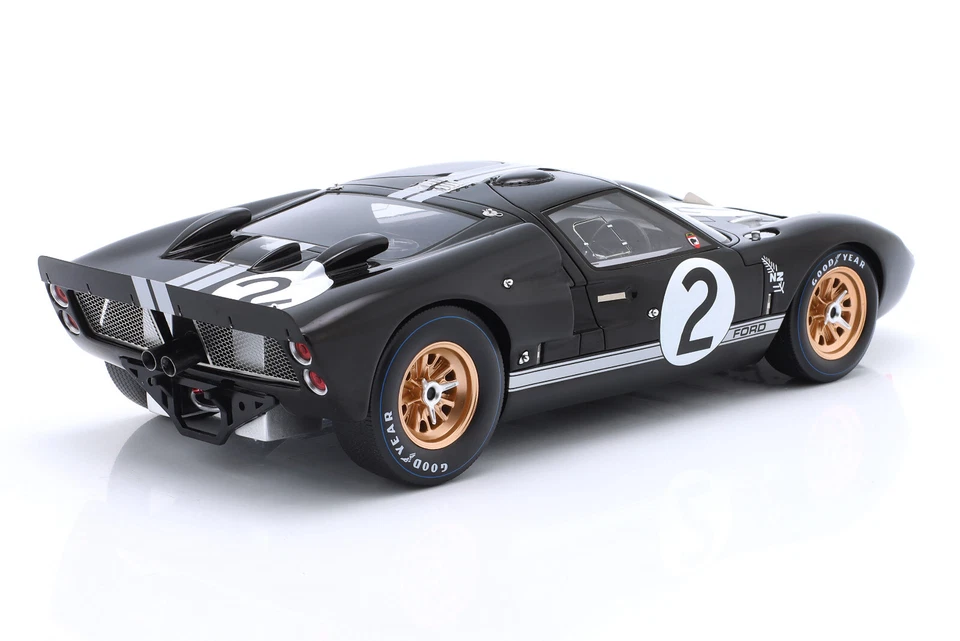 18LM66 1/18 FORD USA GT40 MKII 7,0 L V8 SHELBY N2 GANADOR 24h LE MANS 1966 NEGRO Foto 2 de 3