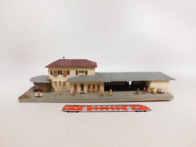 DG601-4# Faller H0 Bahnhof mit Figuren Nr 109; Holz