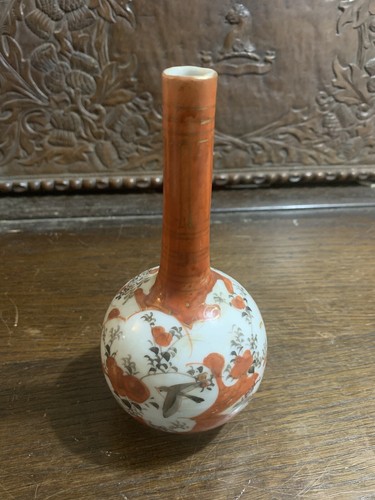 Vintage/antique Japanese kutani vase - Hand Painted Throughout With Fine Gilding - Picture 8 of 10